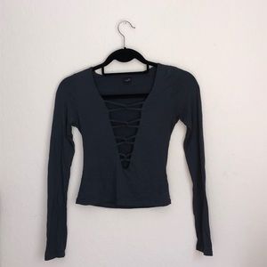 Long-sleeve crop top